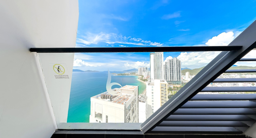 Phòng Deluxe View Biển Và Thành Phố