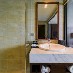 Phòng Deluxe View Biển Và Thành Phố