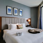 Phòng Superior View Biển và Núi Cô Tiên