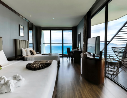 Phòng Pacific Triple View Thành Phố Và Vịnh Biển Nha Trang